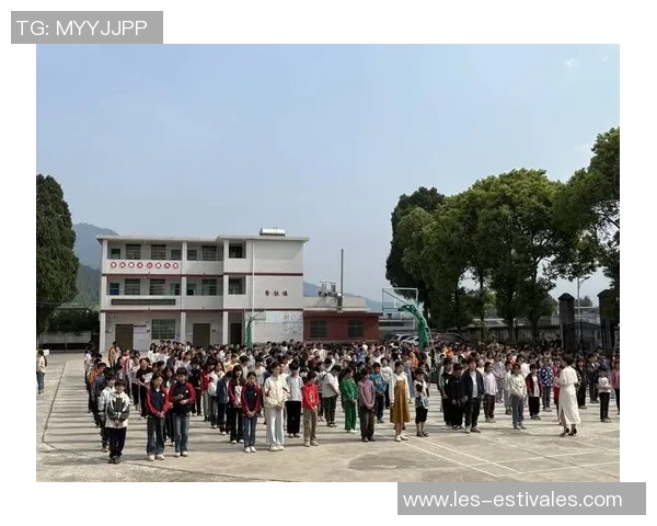 重庆排球队防反战术创新探索与实践全景分析